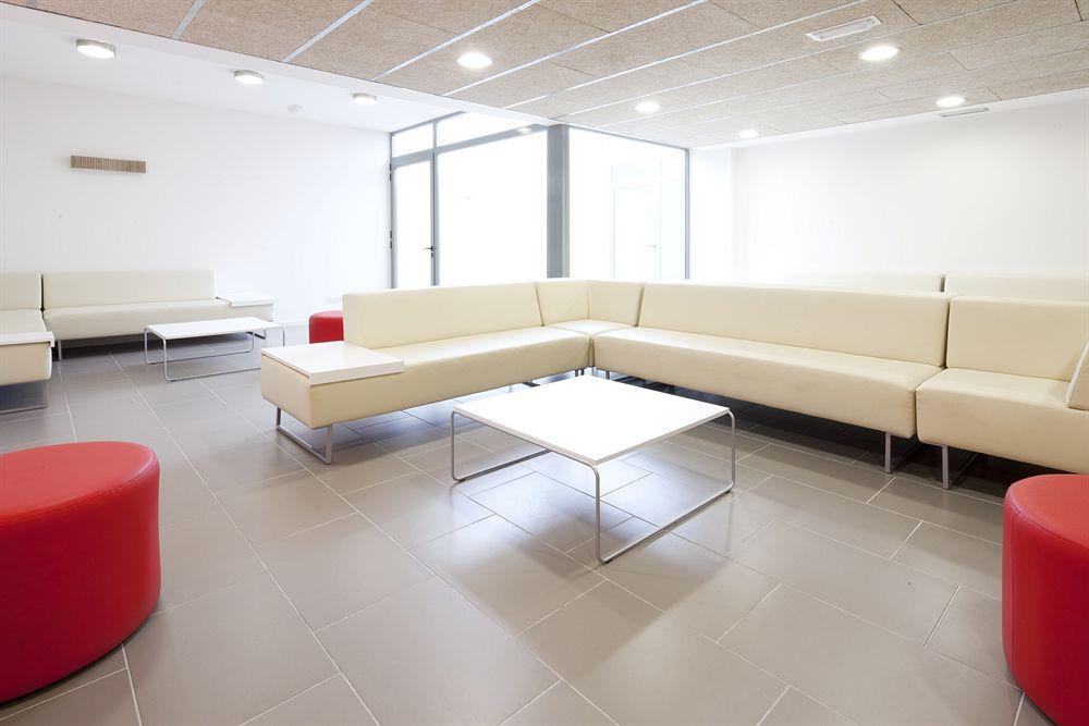 Residencia Universitaria Resa Manuel Agud Querol San Sebastian Exterior photo