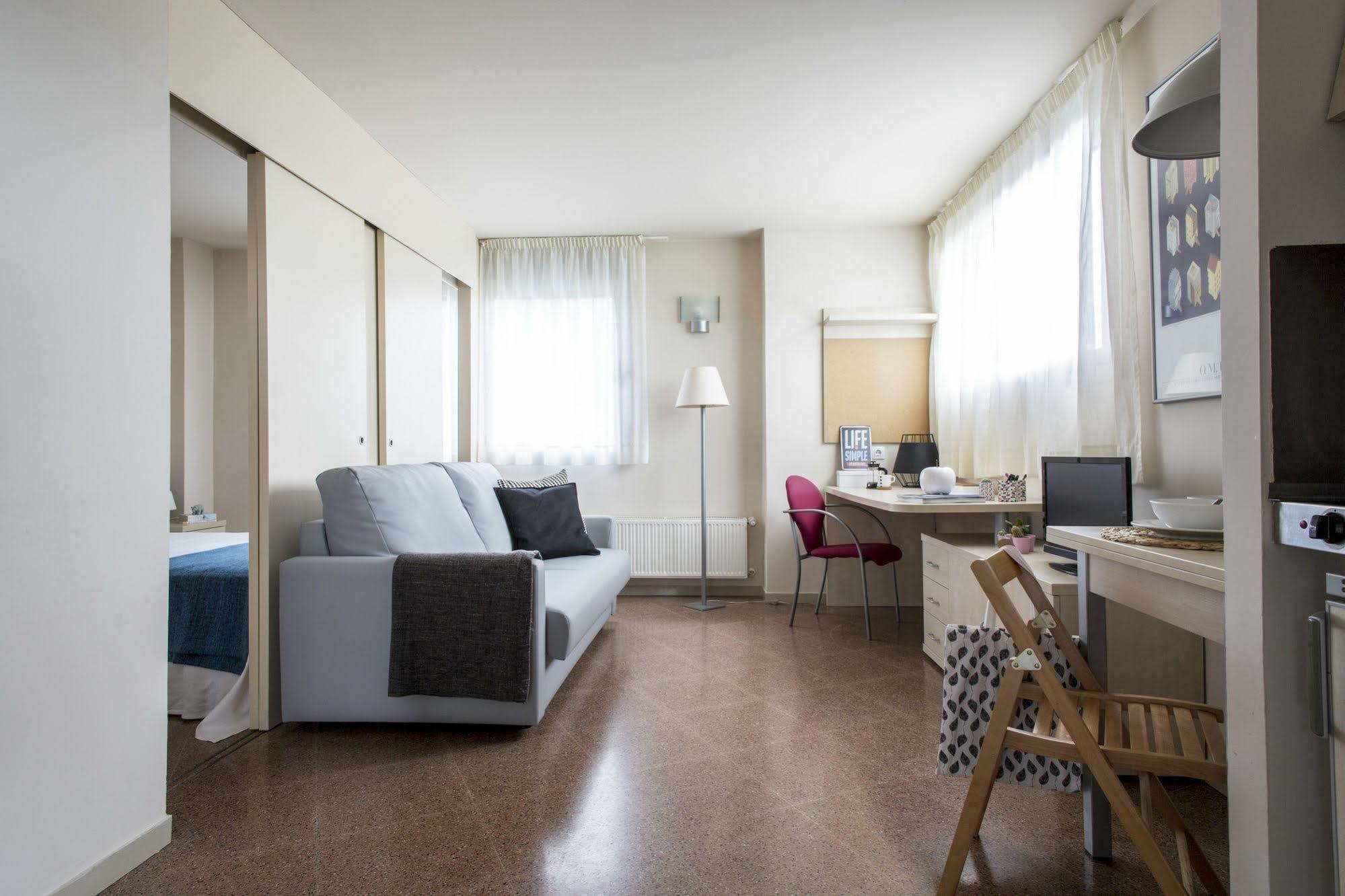 Residencia Universitaria Resa Manuel Agud Querol San Sebastian Exterior photo