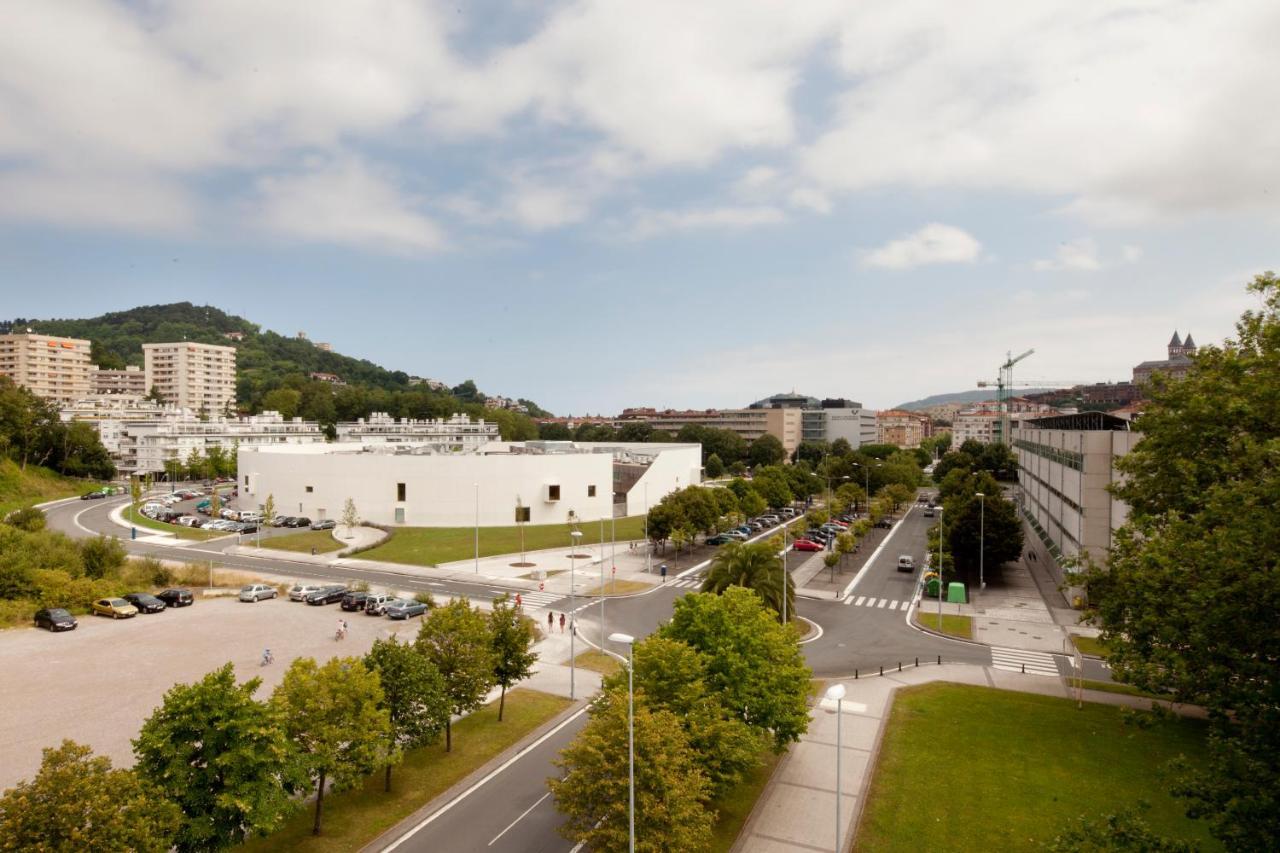Residencia Universitaria Resa Manuel Agud Querol San Sebastian Exterior photo
